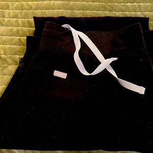 Figs brand () Kade Cargo Scrub Pants, size XL tall, color black